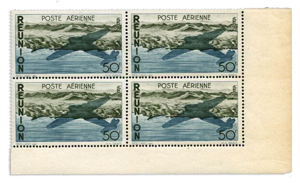 n° 42/44** - Timbre REUNION Poste Aerienne