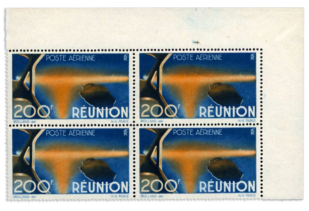 n° 42/44** - Timbre REUNION Poste Aerienne
