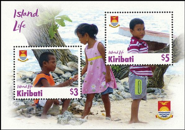 n° 71 - Timbre KIRIBATI Blocs et feuillets