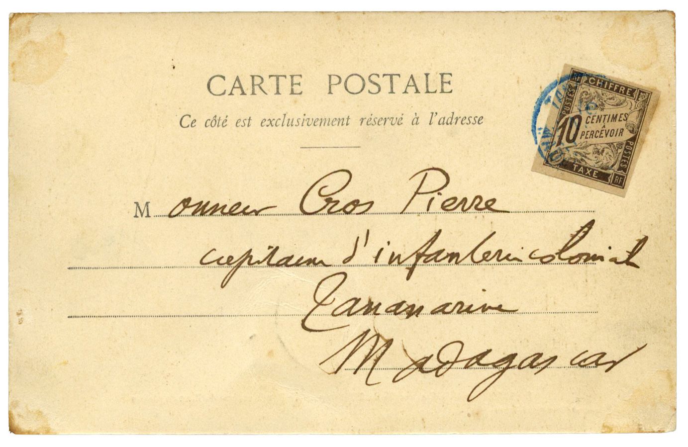 Guadeloupe : CPA avec timbre arraché de POINT A PITRE pour Madagascar et taxée à l´arrivée avec timbre taxe 10 c. brun des Colonies Générales (env. 1901/1908)