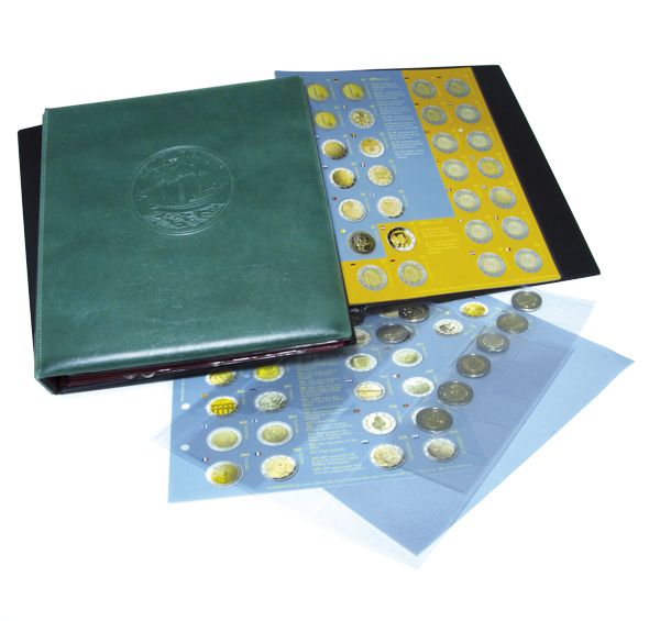Album 2€ commémoratifs 2004-2022 : 2 Reliures Caravelle garnies des recharges 2€ (2004/2022) Album 2€ commémoratifs 2004-2022 : 2 Reliures Caravelle garnies des recharges 2€ (2004/2022)
